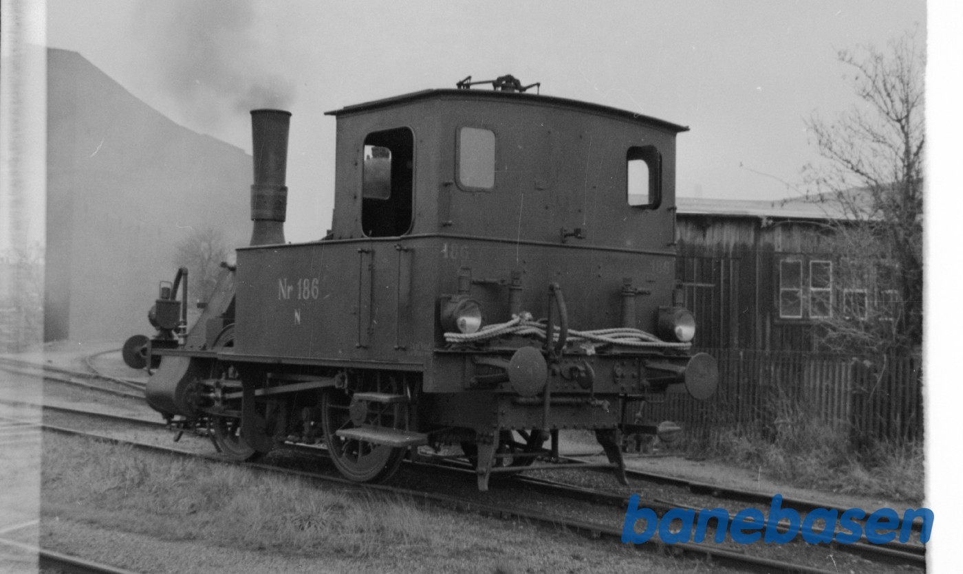 Damplokomotiv. Ex DSB N 186 på Valby Rangerstation Damplokomotiv. Ex DSB N 186 på Valby Rangerstation