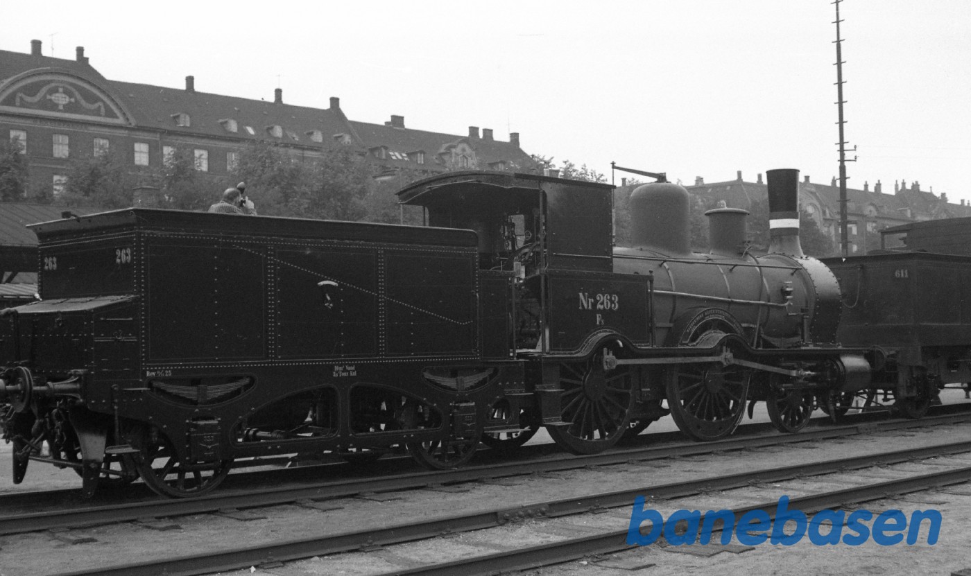 Morop jubilæumskonference. Udstilling af museumsmateriel på Østerport station Morop jubilæumskonference. Udstilling af museumsmateriel på Østerport station