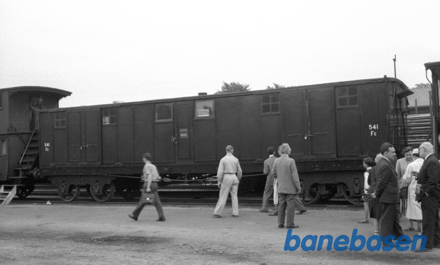 Morop jubilæumskonference. Udstilling af museumsmateriel på Østerport station Morop jubilæumskonference. Udstilling af museumsmateriel på Østerport station