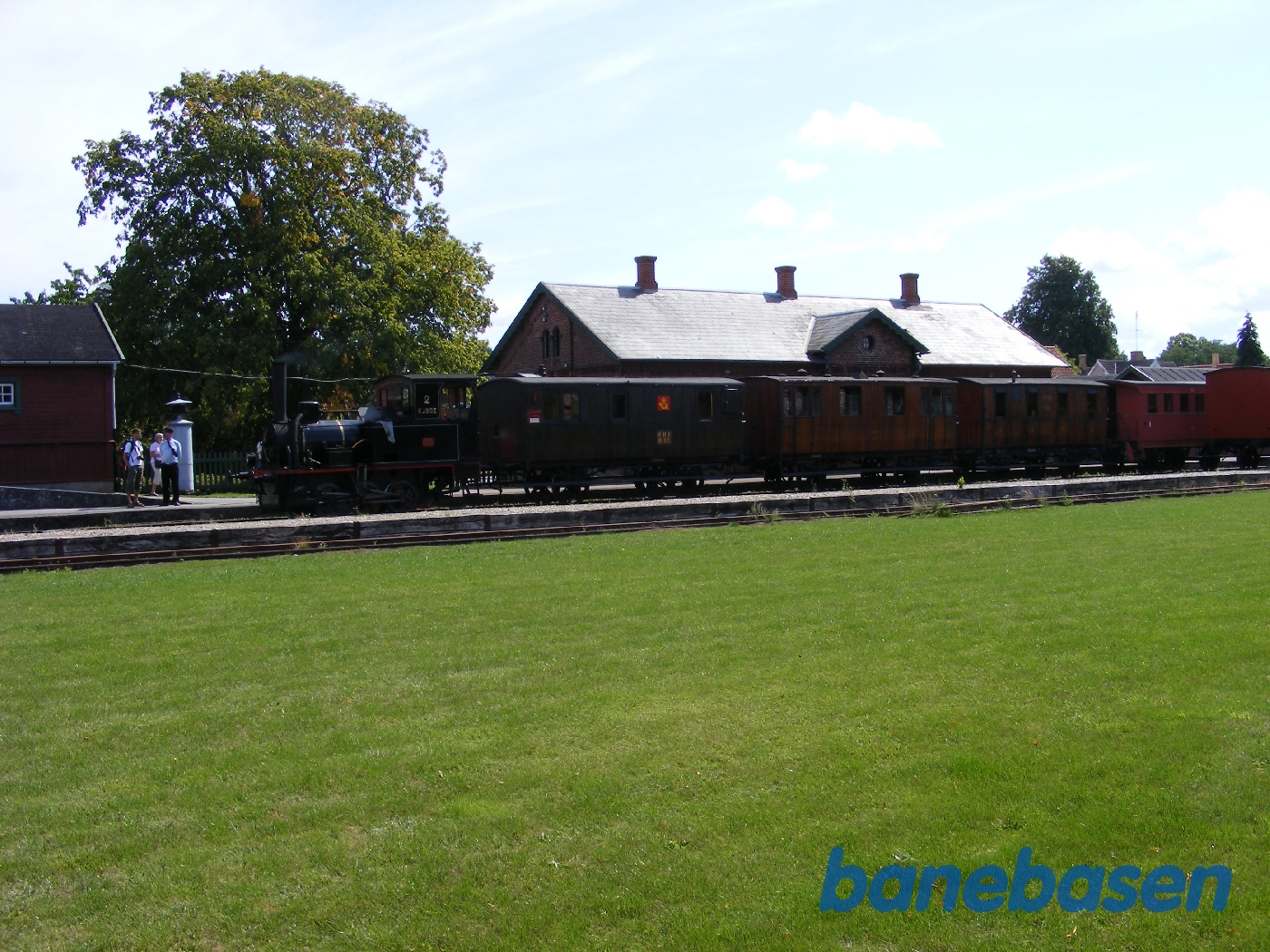 Billeder fra Museumsbanen. Bandholm station med tog Billeder fra Museumsbanen. Bandholm station med tog