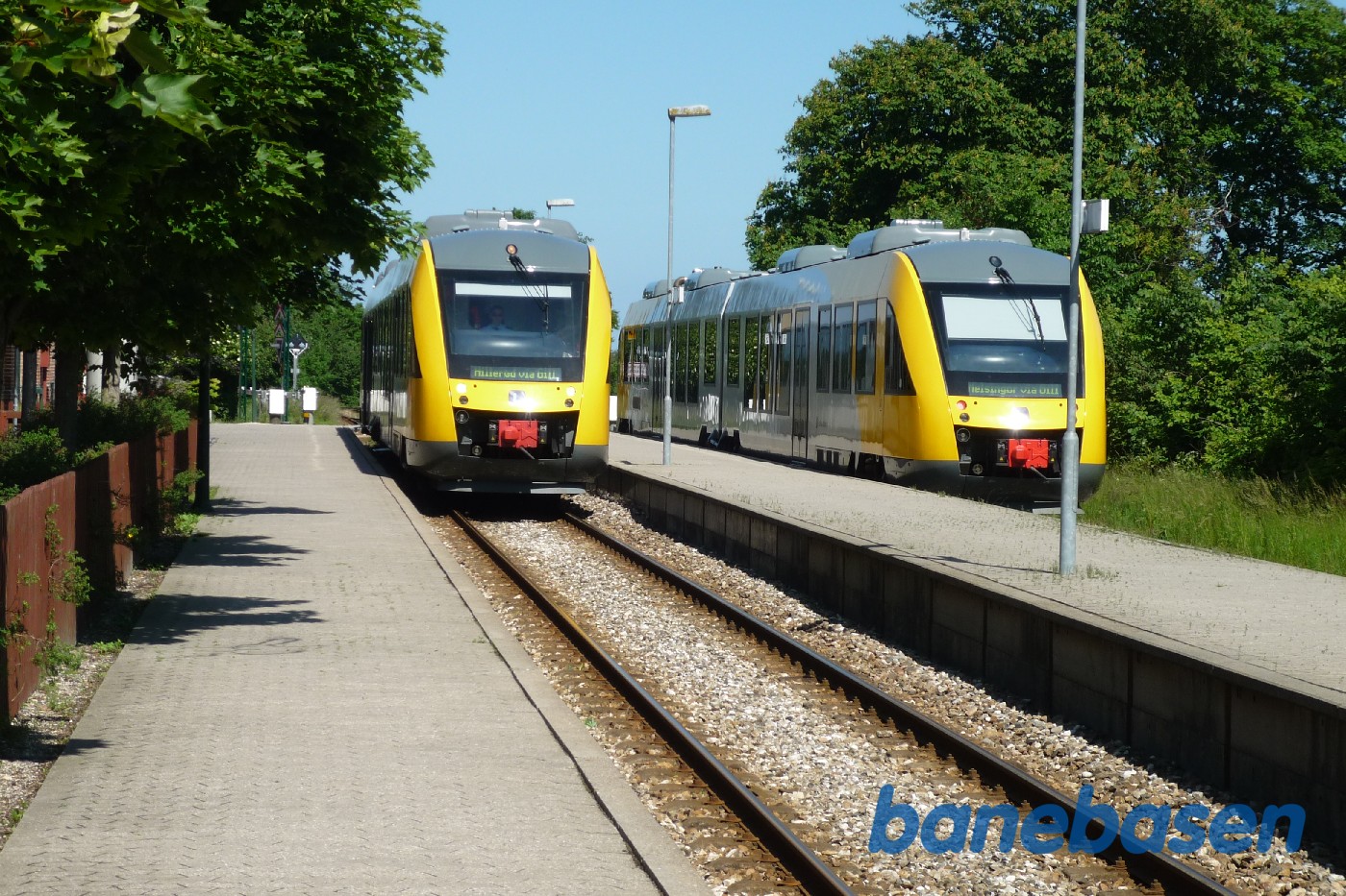 Græsted veterantræf. Stationen med 2 Lint tog Græsted veterantræf. Stationen med 2 Lint tog