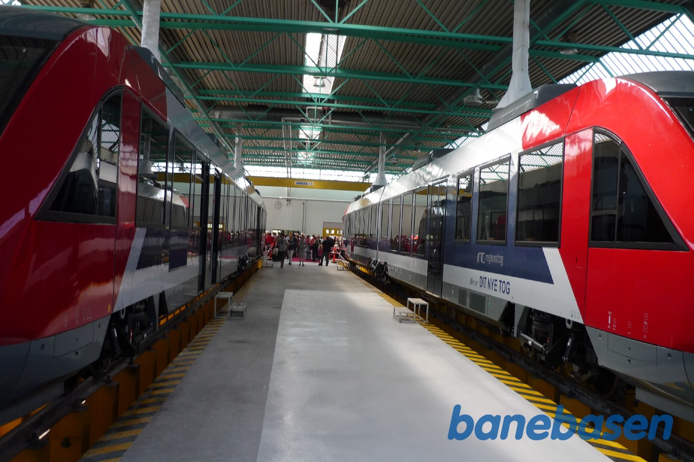 Præsentation af de nye Lint tog i Haarlev. Inde i værkstedet Præsentation af de nye Lint tog i Haarlev. Inde i værkstedet