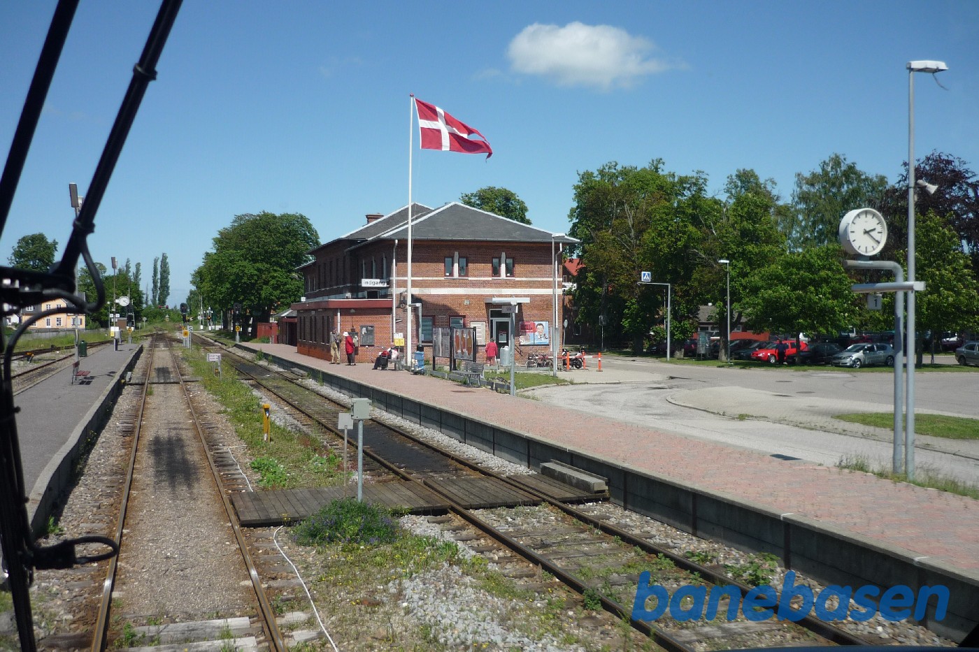 Præsentation af de nye Lint tog i Haarlev. Kig gennem forruden til de gamle Y-togstationsbygningen Præsentation af de nye Lint tog i Haarlev. Kig gennem forruden til de gamle Y-togstationsbygningen