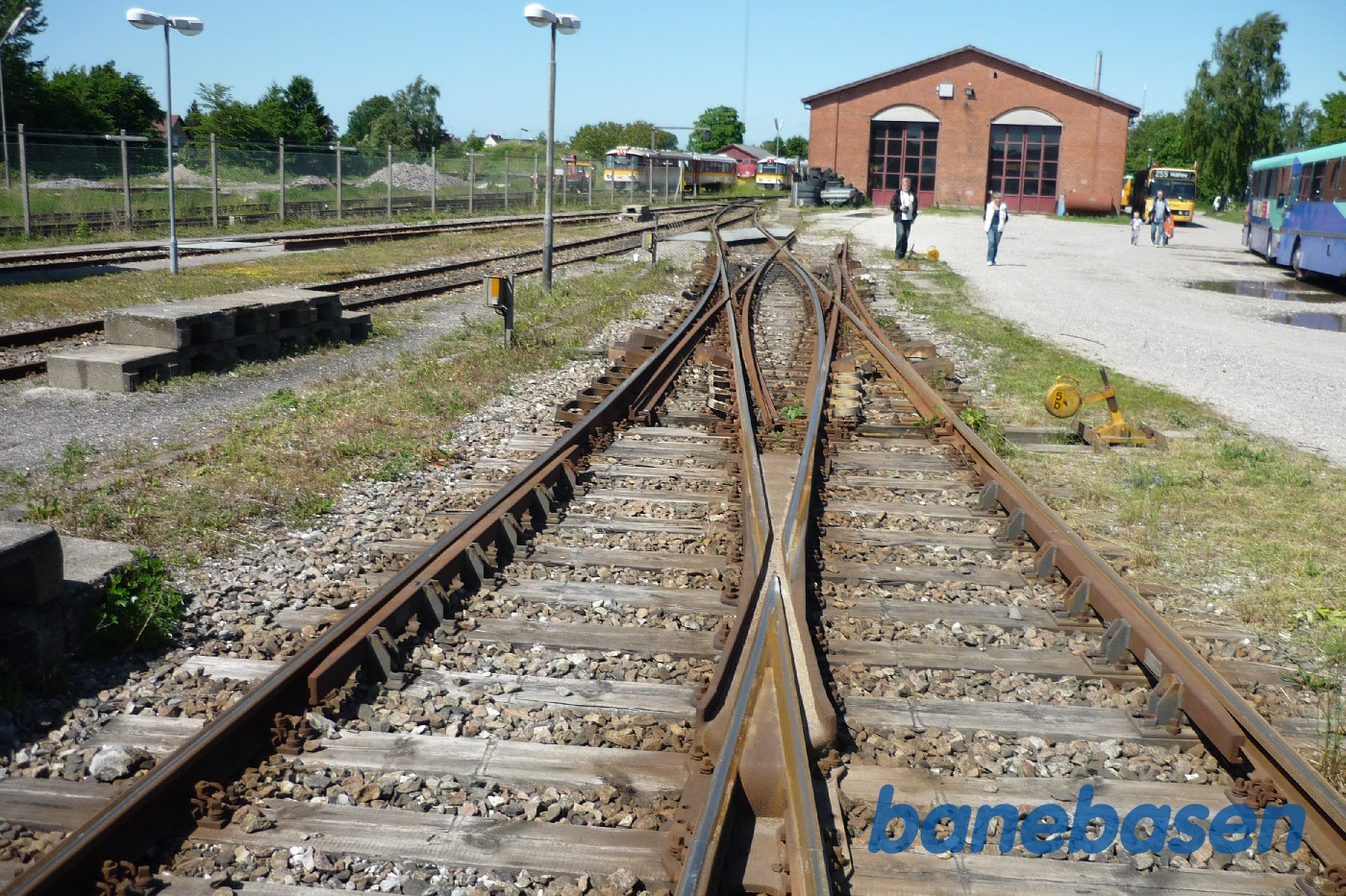 Præsentation af de nye Lint tog. Udsigt til det gamle værksted i Haarlev Præsentation af de nye Lint tog. Udsigt til det gamle værksted i Haarlev