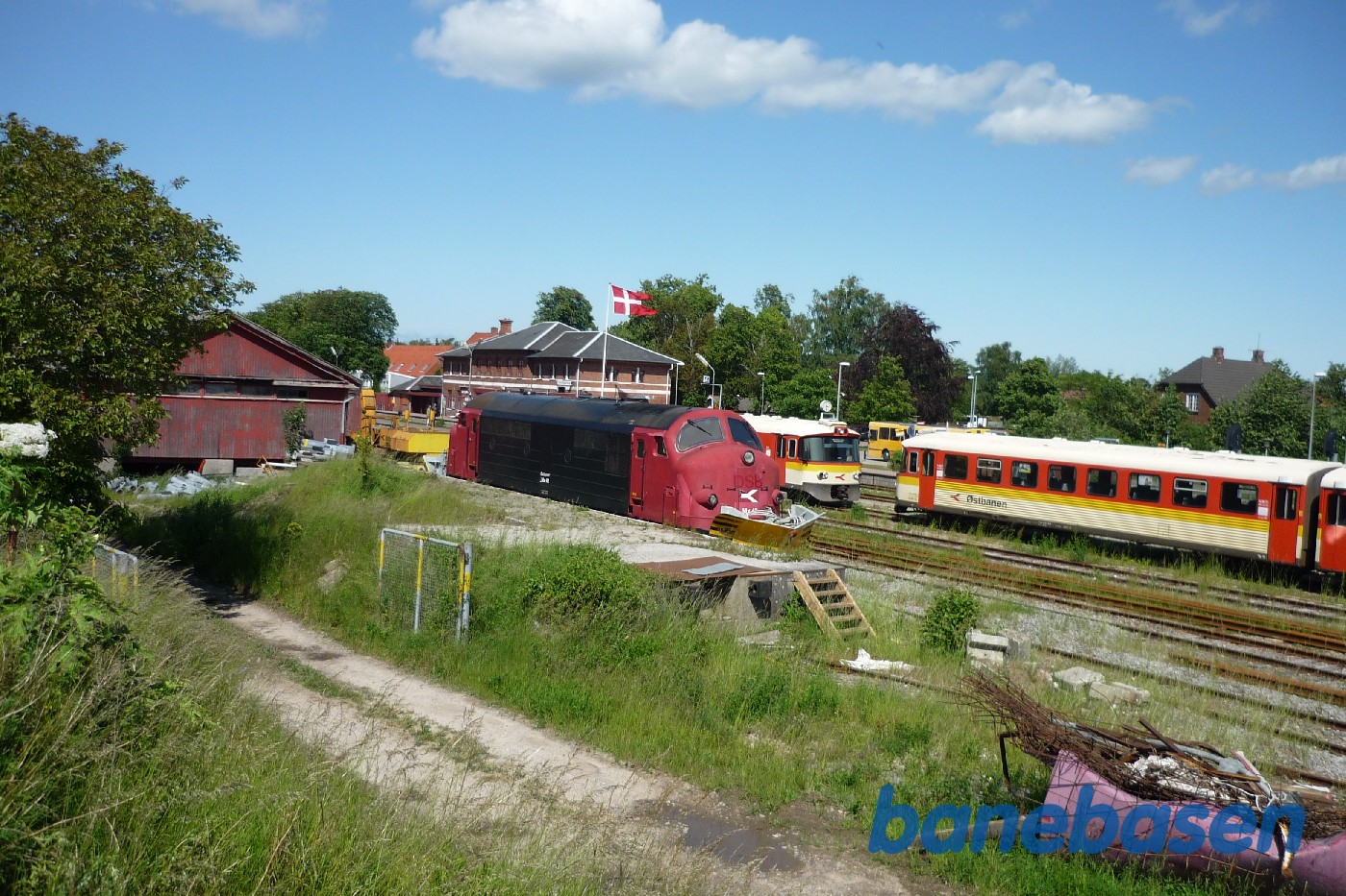 Præsentation af de nye Lint tog. Mx 42 på Haarlev station Præsentation af de nye Lint tog. Mx 42 på Haarlev station