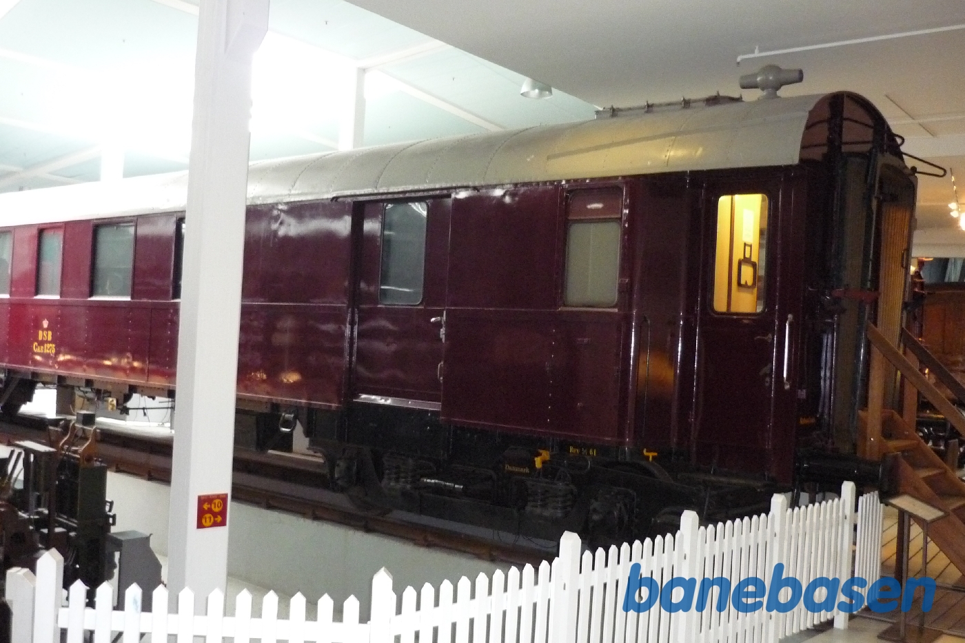 Danmarks Jernbanemuseeum. Personvogn DSB Cae 1275 Danmarks Jernbanemuseeum. Personvogn DSB Cae 1275