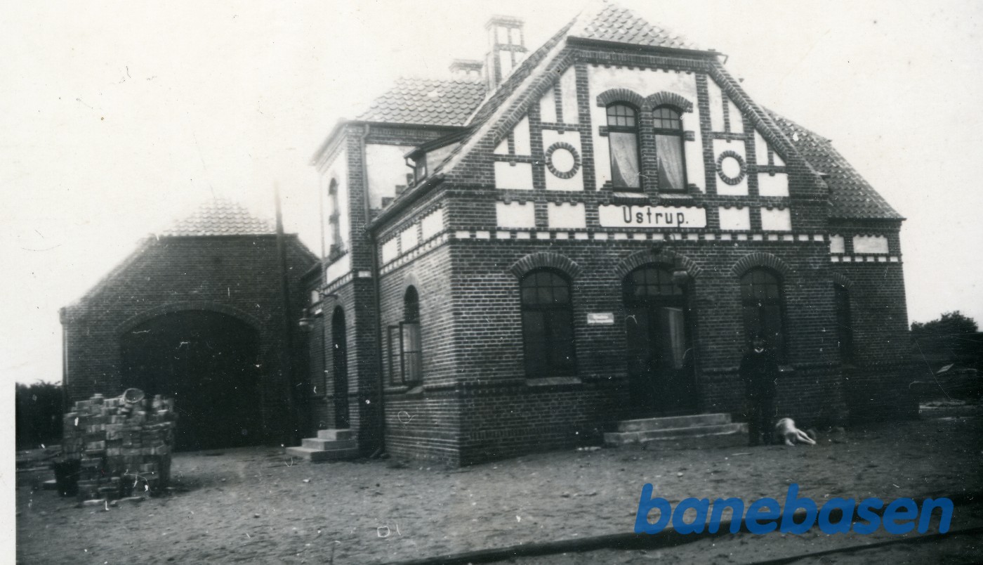 Ustrup station på Haderslev Amtsbaner Ustrup station på Haderslev Amtsbaner