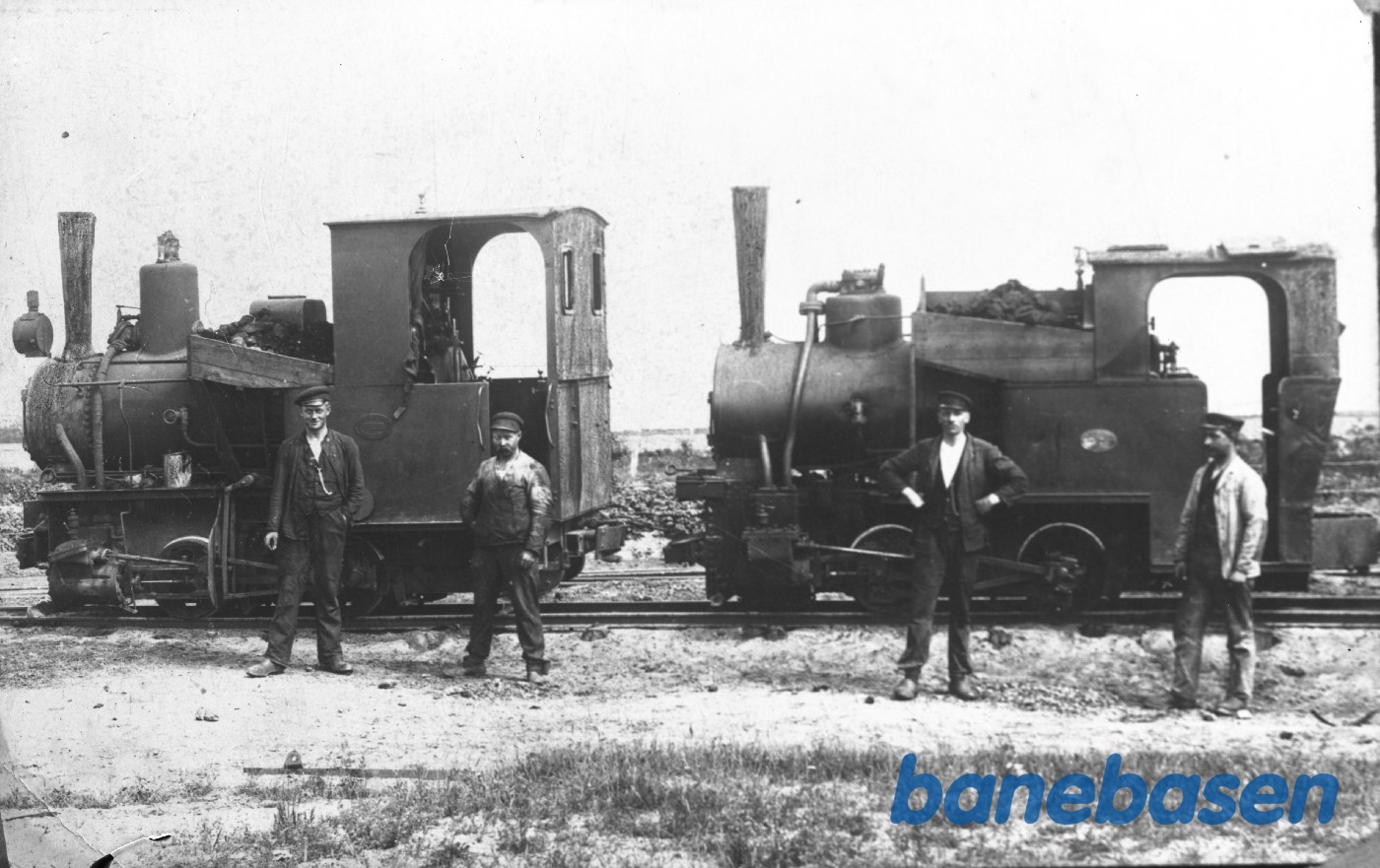 Damplokomotiver Krauss 3303/1896 (tv.) og Hanomag 4341/1915 Damplokomotiver Krauss 3303/1896 (tv.) og Hanomag 4341/1915