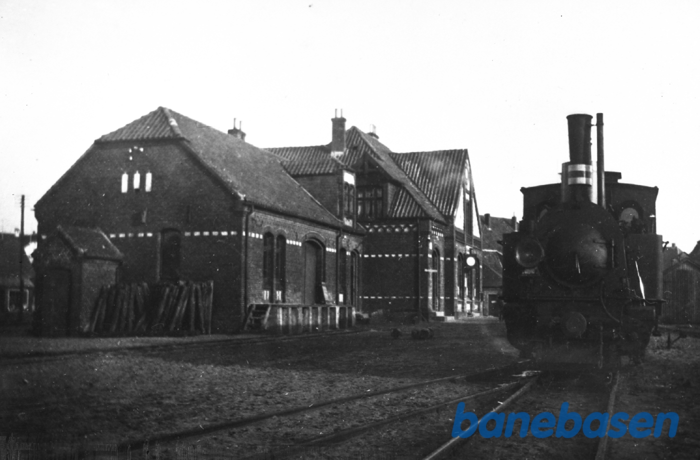 Rødding station med damplokomotiv Rødding station med damplokomotiv