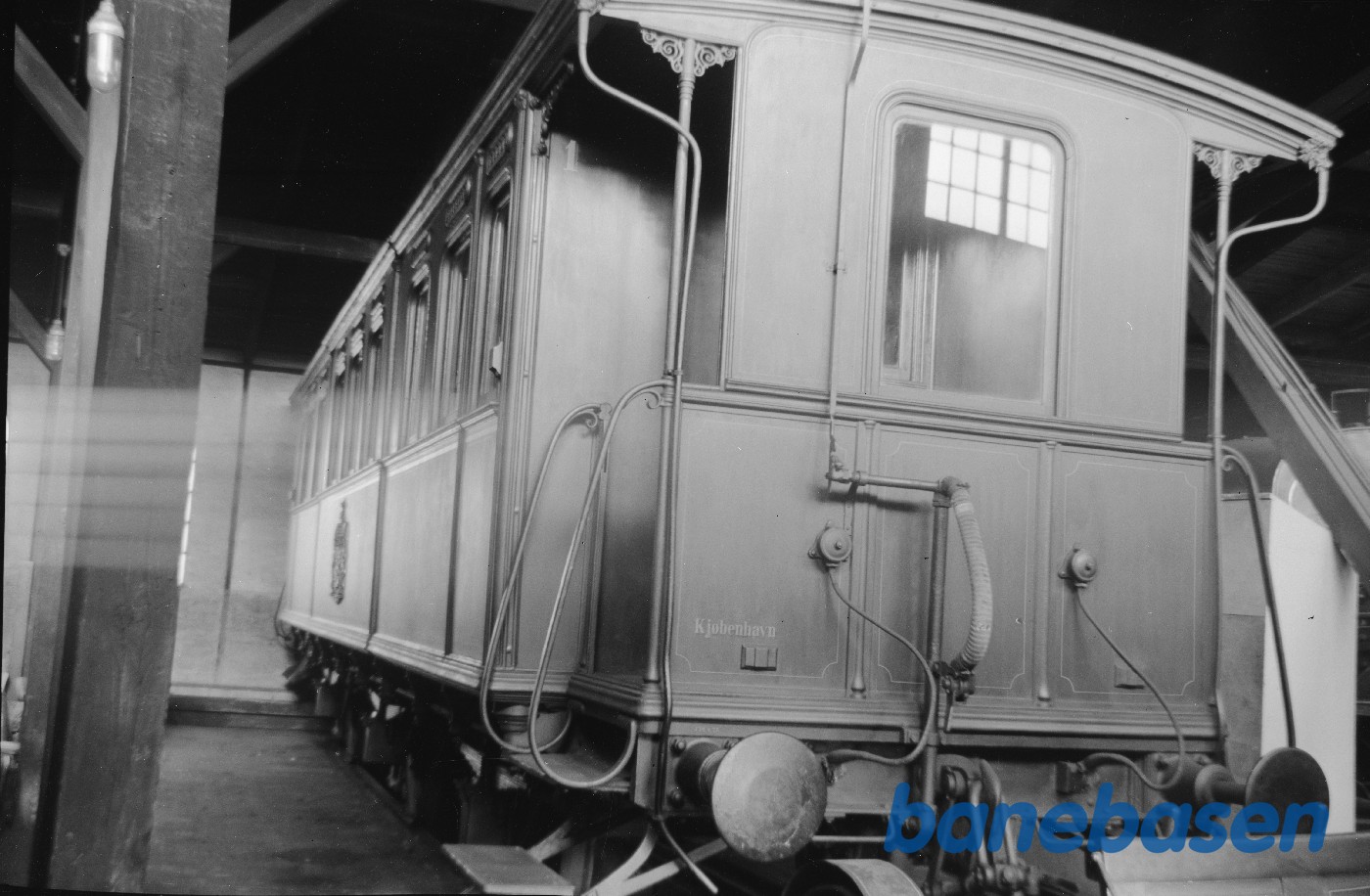 Treakslet kongevogn.Østerport remise Treakslet kongevogn.Østerport remise