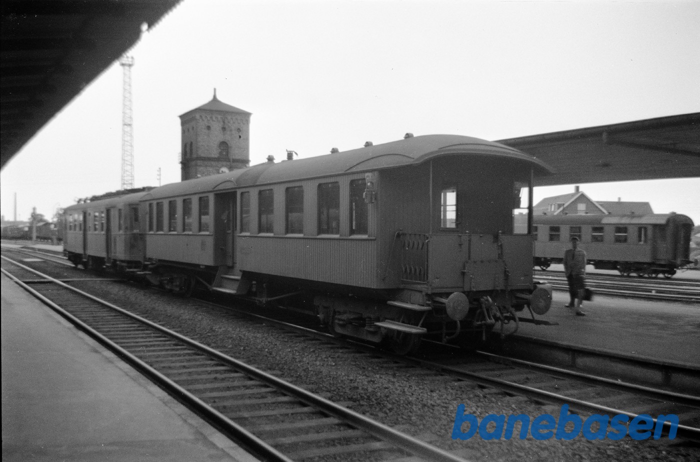 Roskilde station med MO og CR Roskilde station med MO og CR