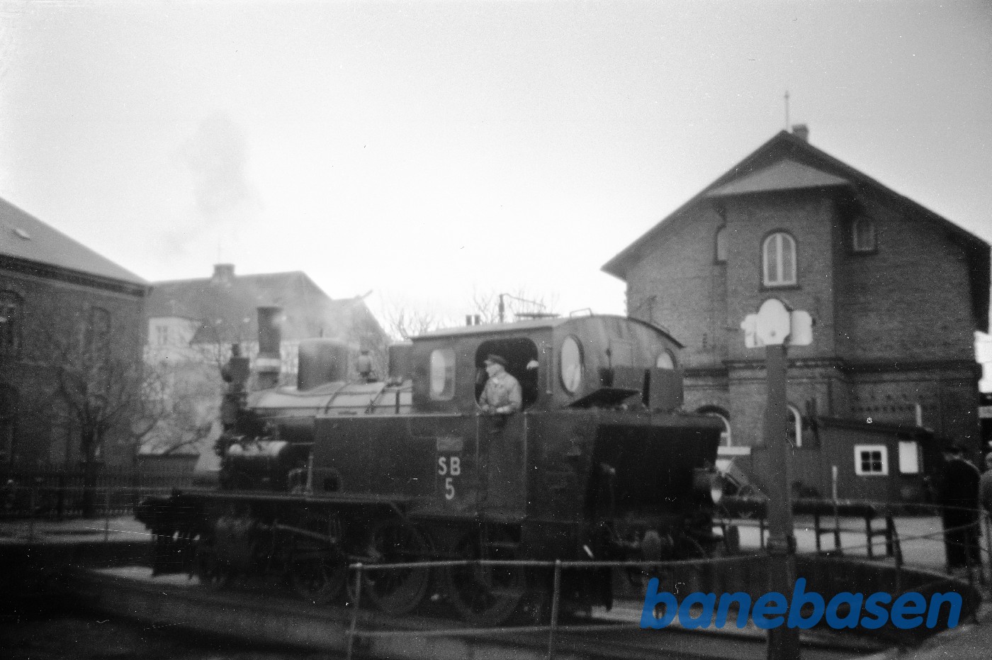 Frederikshavn station med SB 5 Frederikshavn station med SB 5