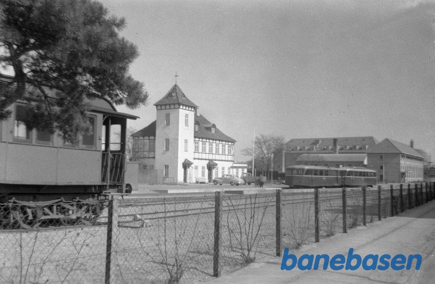 Grønnehave med Skinnebusser Grønnehave med Skinnebusser