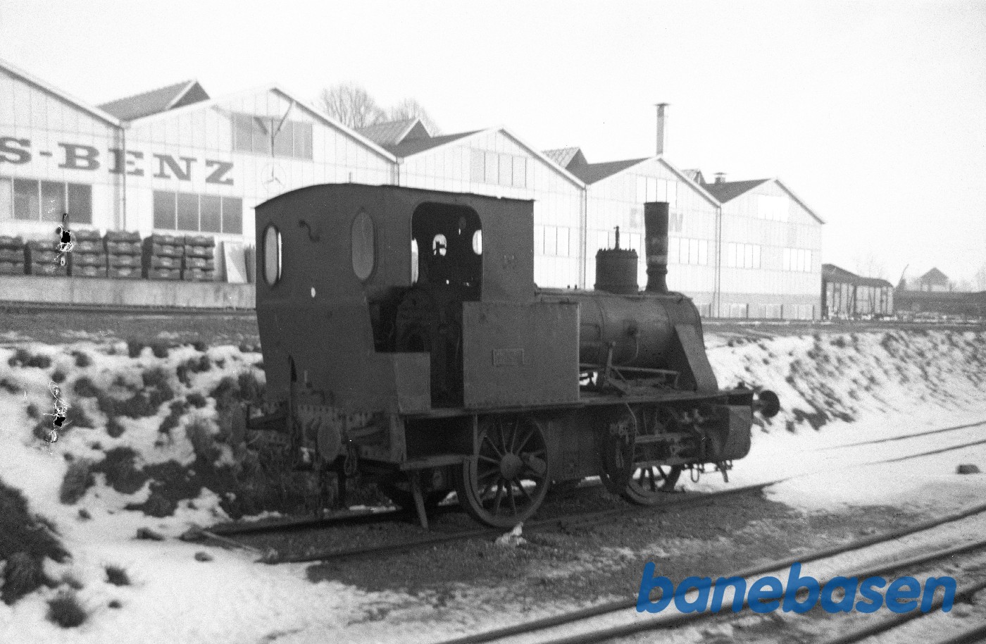 Hillerød station med LJ 23 Hillerød station med LJ 23