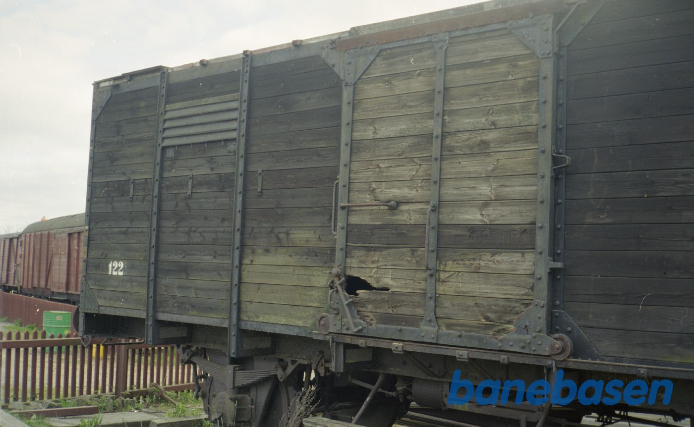 Godsvogn GDS Qc 122 på Græsted station Godsvogn GDS Qc 122 på Græsted station