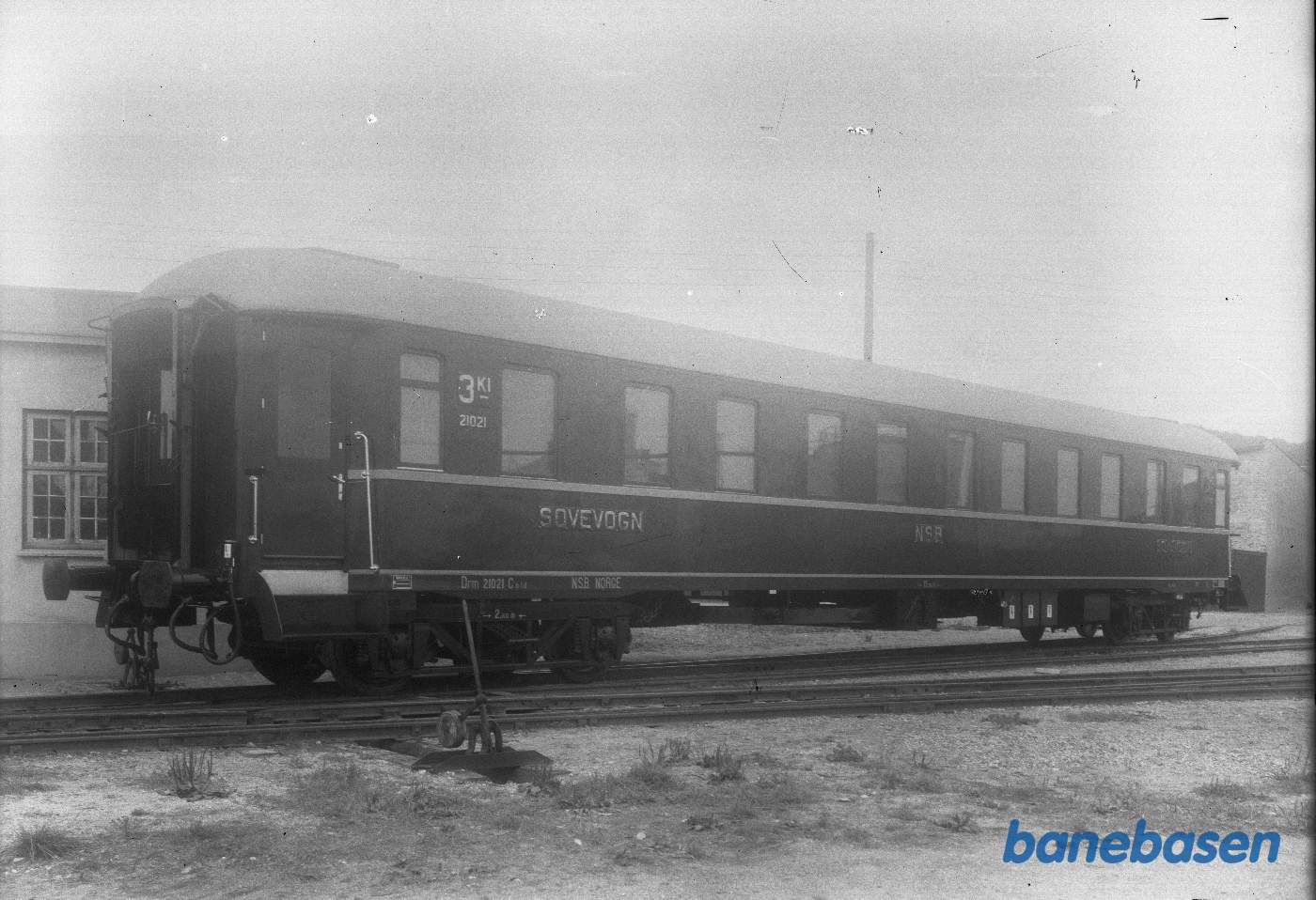 Reklame for SKF. Norsk sovevogn Reklame for SKF. Norsk sovevogn