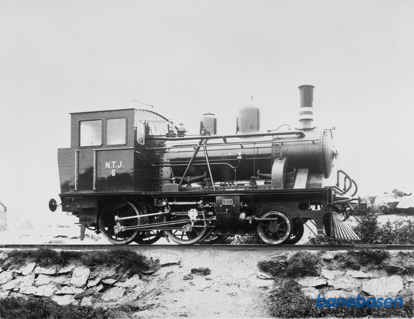 Fabriksfoto af damplokomotiv nr. 6 til Nørre Nebel - Tarm Jernbane