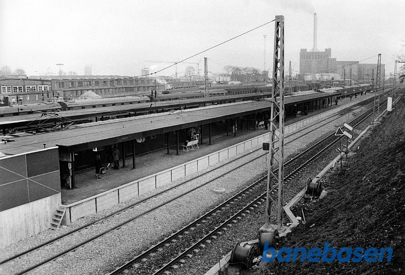 Den nye Svanemøllen station øst for viadukten Den nye Svanemøllen station øst for viadukten