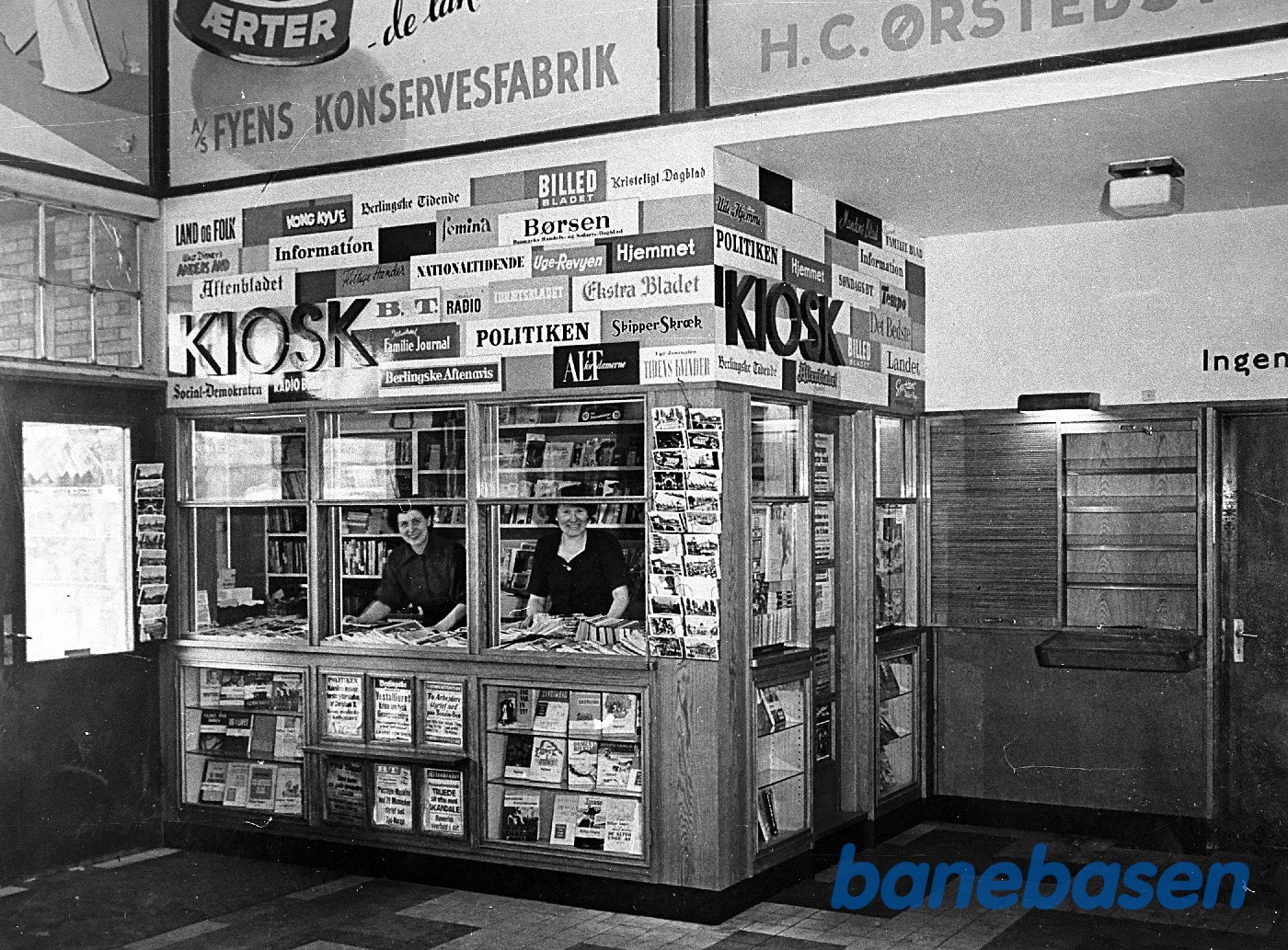 Østerport - bladkiosken i nærtrafikvestiblen Østerport - bladkiosken i nærtrafikvestiblen