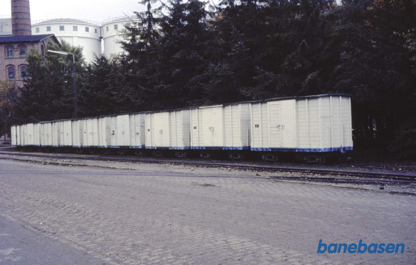 Lukkede vogne til transport af sukkersække