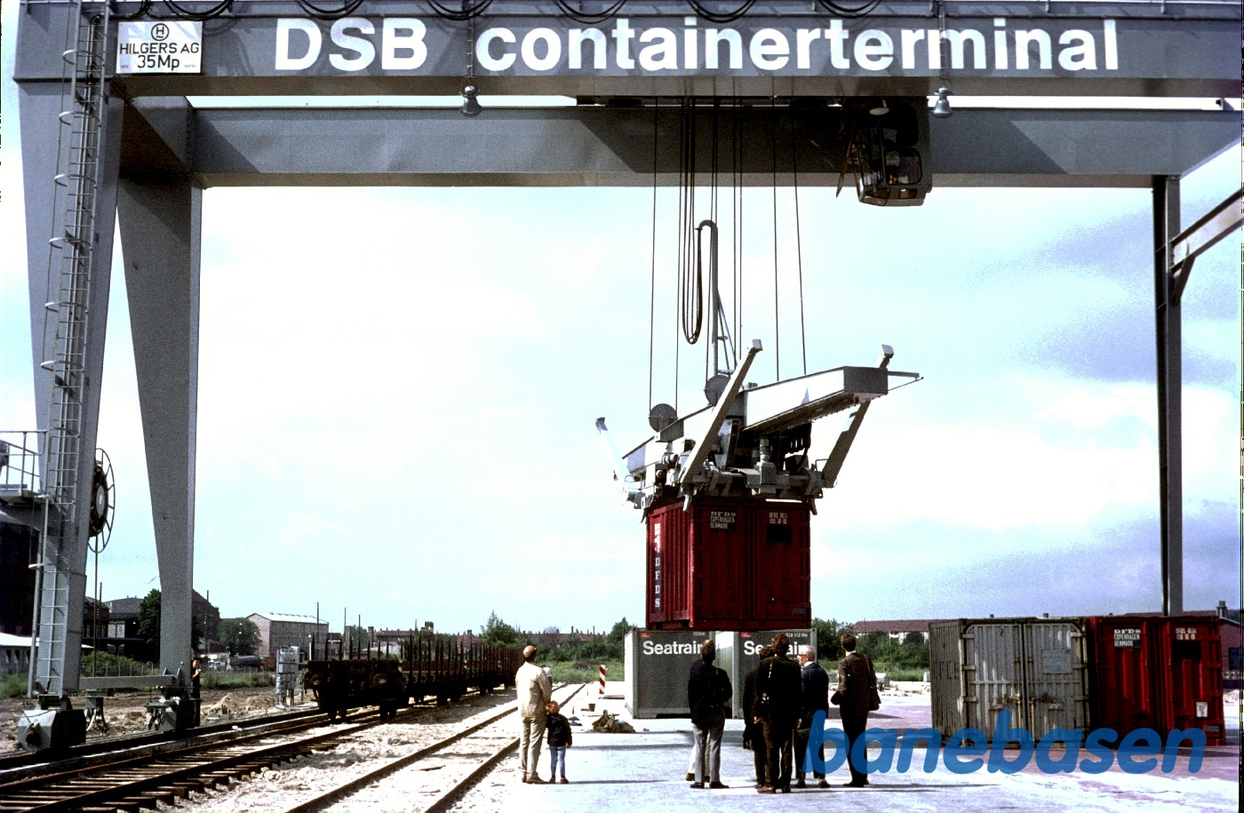 Containerterminalen i Københavns Sydhavn Containerterminalen i Københavns Sydhavn