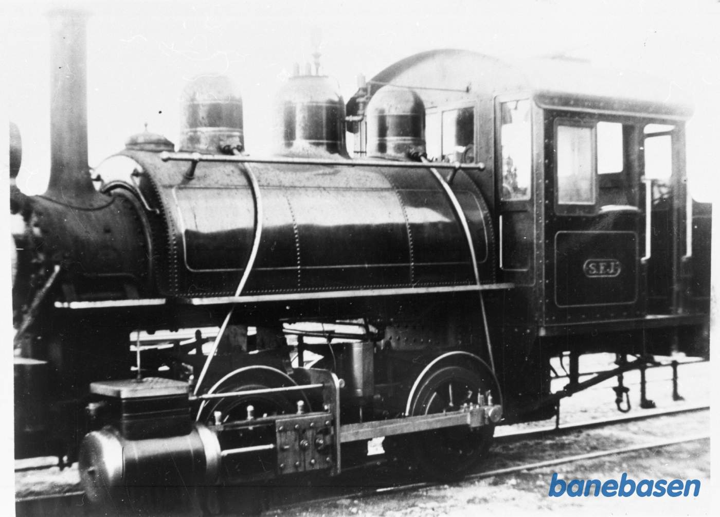 Som leveret, fik tilnavnet "skildpadden"