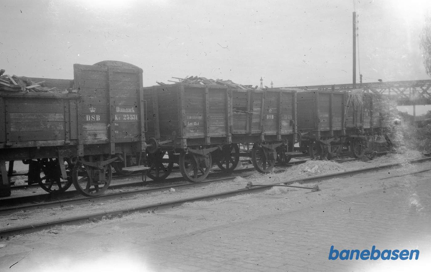 KC 52531 + KM 25676 + KM 25720 KC 52531 + KM 25676 + KM 25720