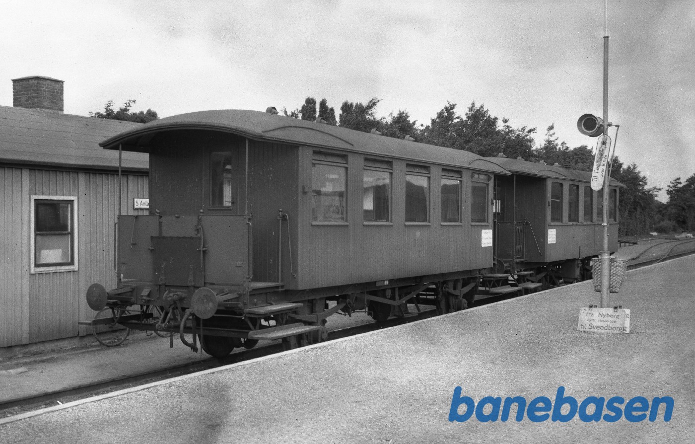 FA 4702 + FB (som lønudbetalings-sted !) FA 4702 + FB (som lønudbetalings-sted !)