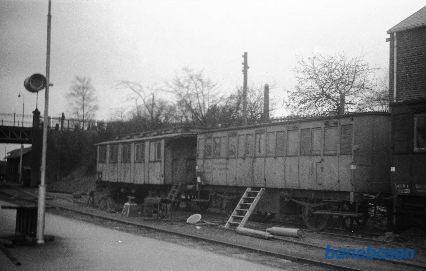 Værkstedsvogn for Signaltjenesten nr. 62 (tv) + ?