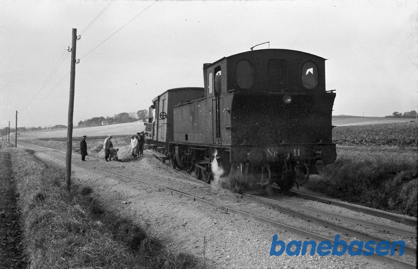 Damploko nr. 11 med arbejdstog Damploko nr. 11 med arbejdstog