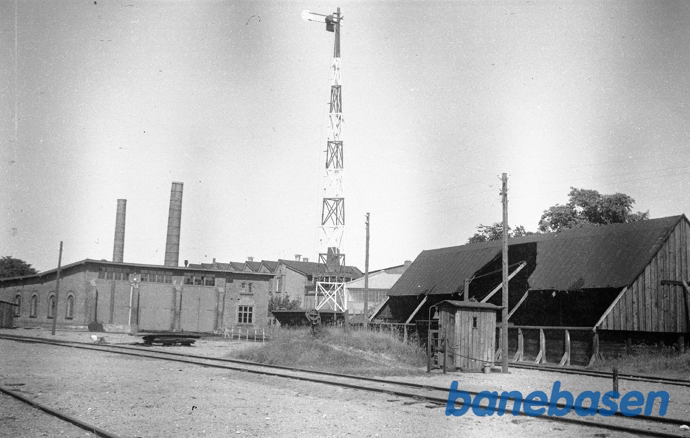 Remise og signalmast Remise og signalmast