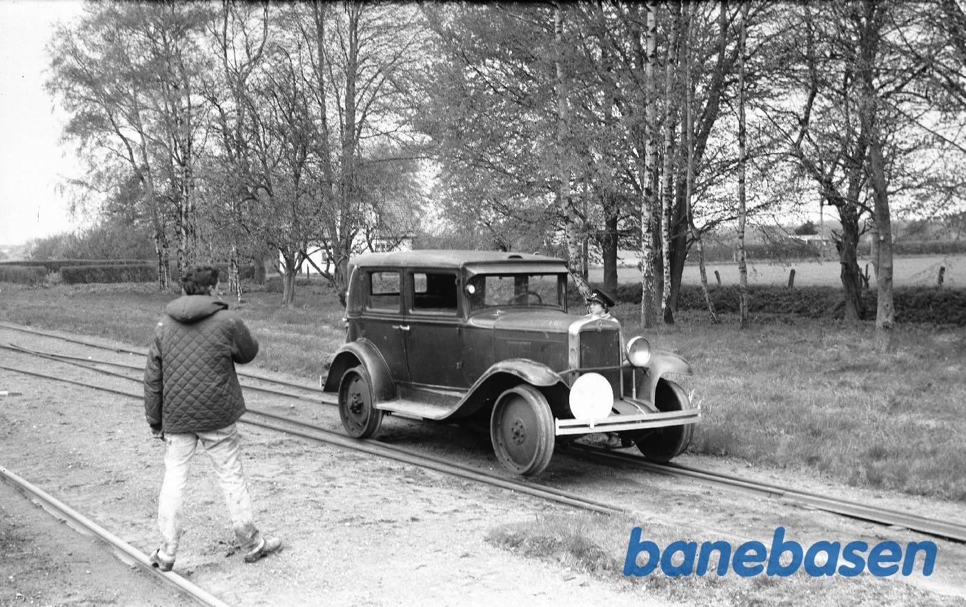Skinnebil fra APB, Chevrolet 1929 Skinnebil fra APB, Chevrolet 1929