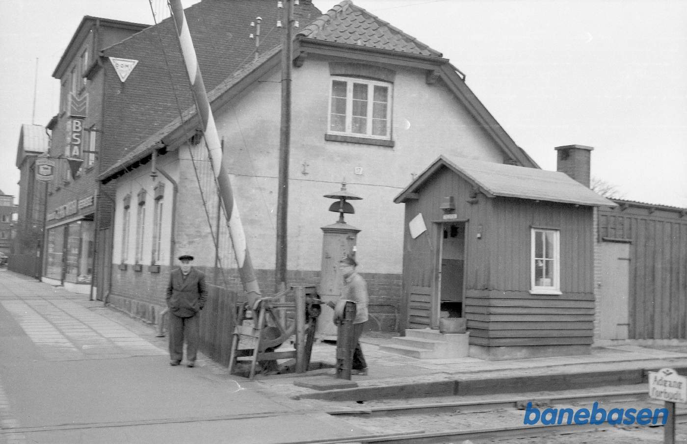 Betjening af overkørsel i østende af Silkeborg station