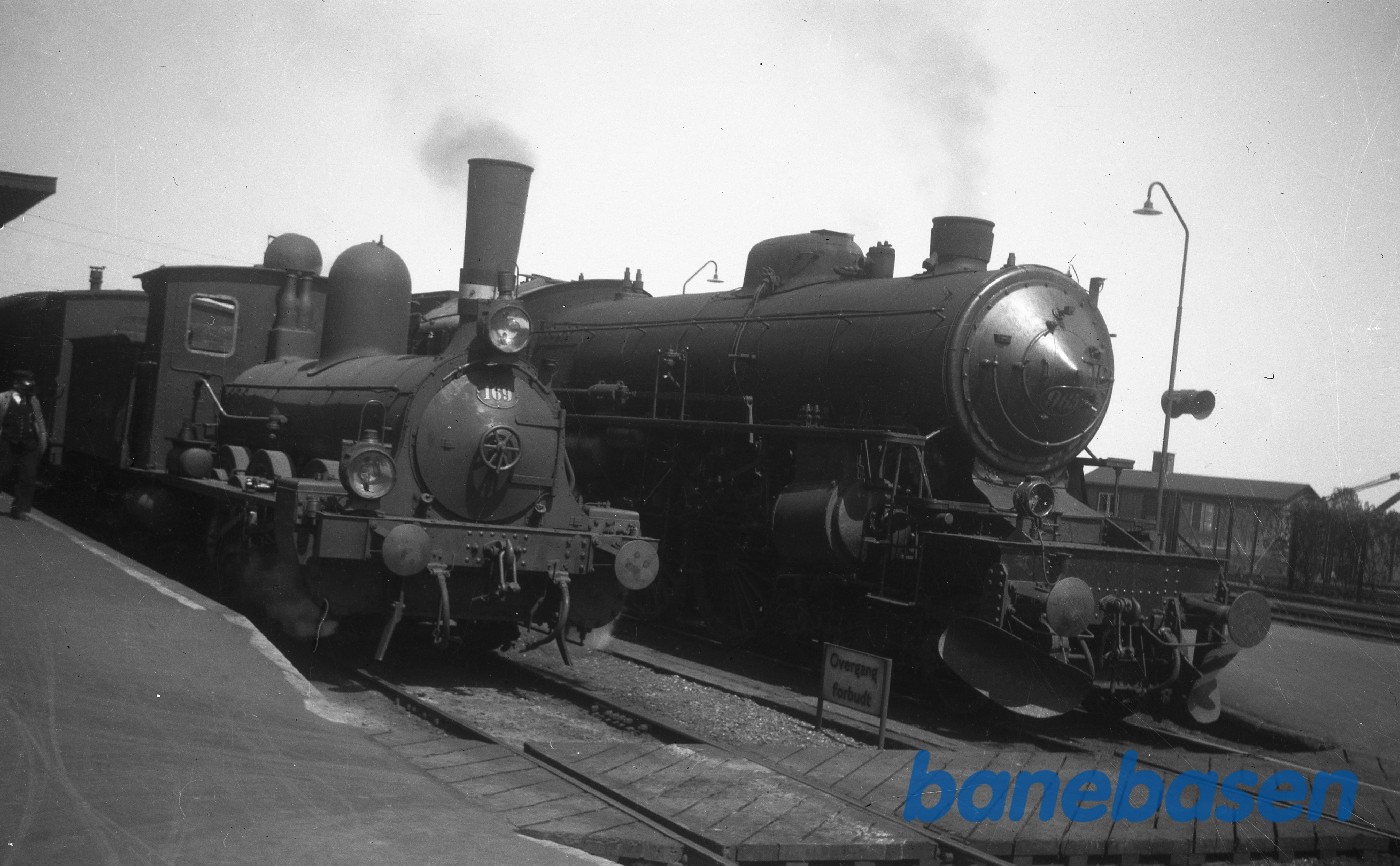 Damplokomotiver G 169 + E 965 Damplokomotiver G 169 + E 965