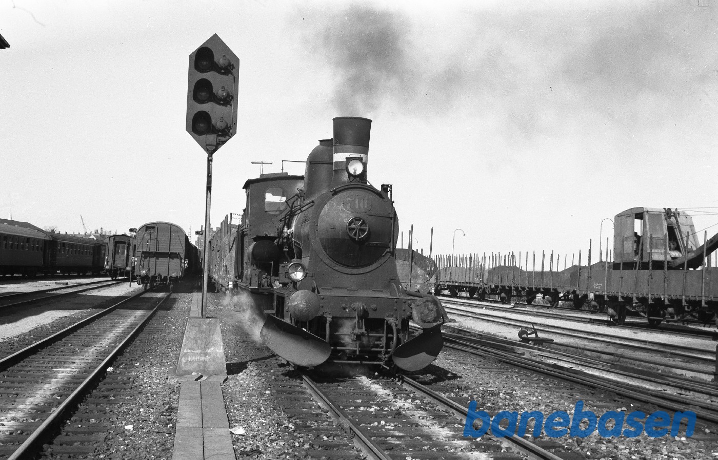 C 710 med godstog C 710 med godstog