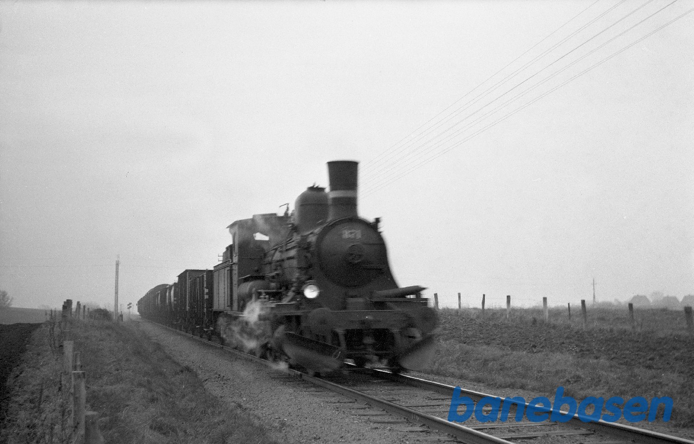 D 871 med godstog kort før Kalekovej D 871 med godstog kort før Kalekovej