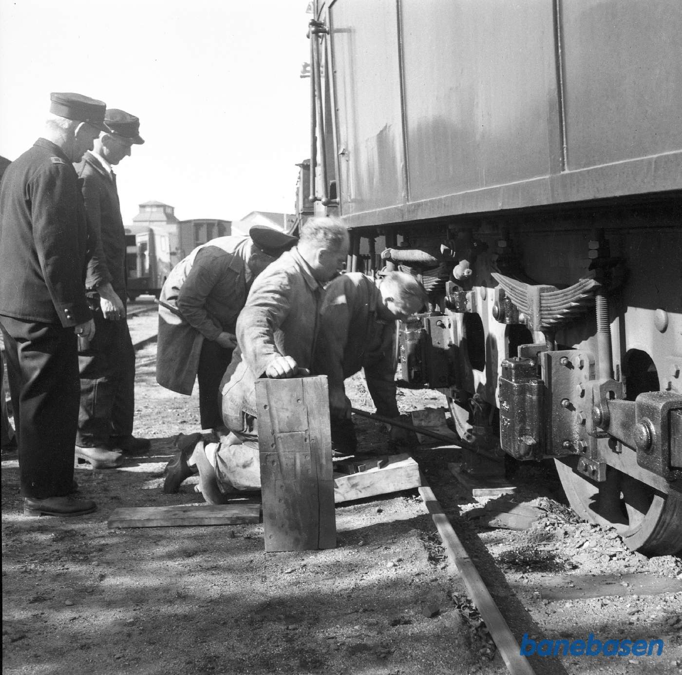 D 866 afsporet med tender