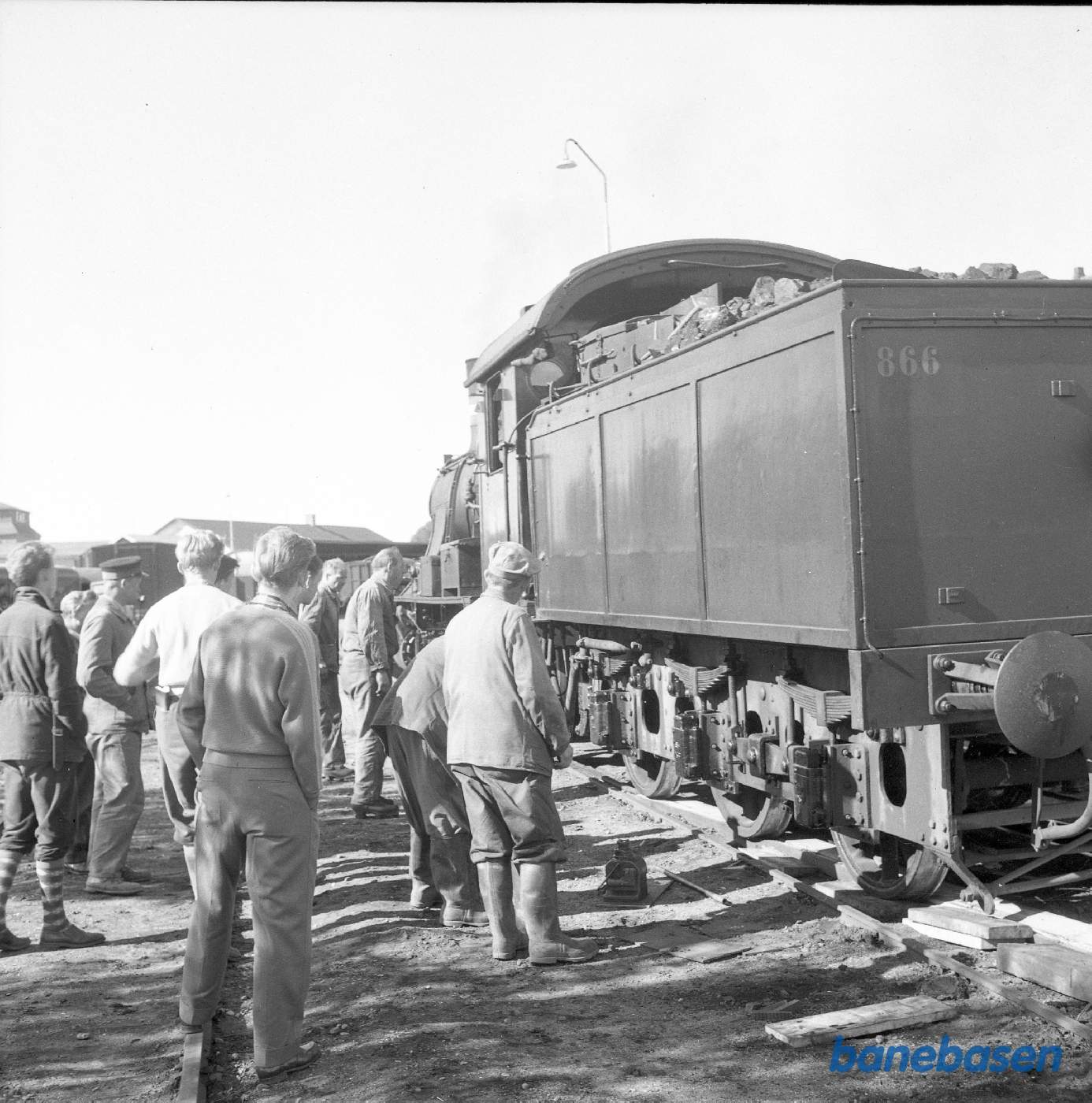 D 866 afsporet med tender D 866 afsporet med tender