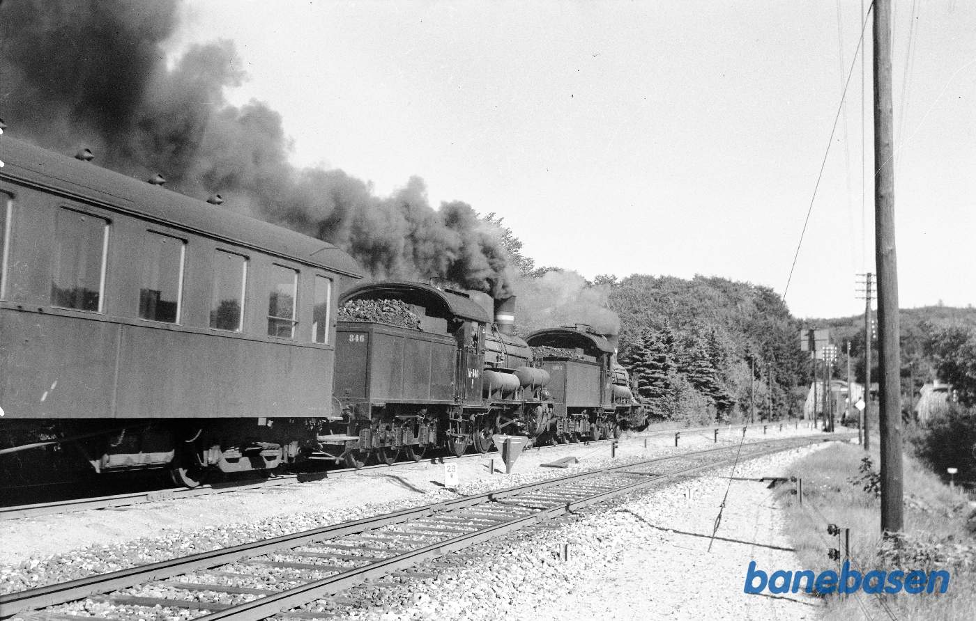 D 893 + D 846 under udkørsel fra Silkeborg mod Laurbjerg