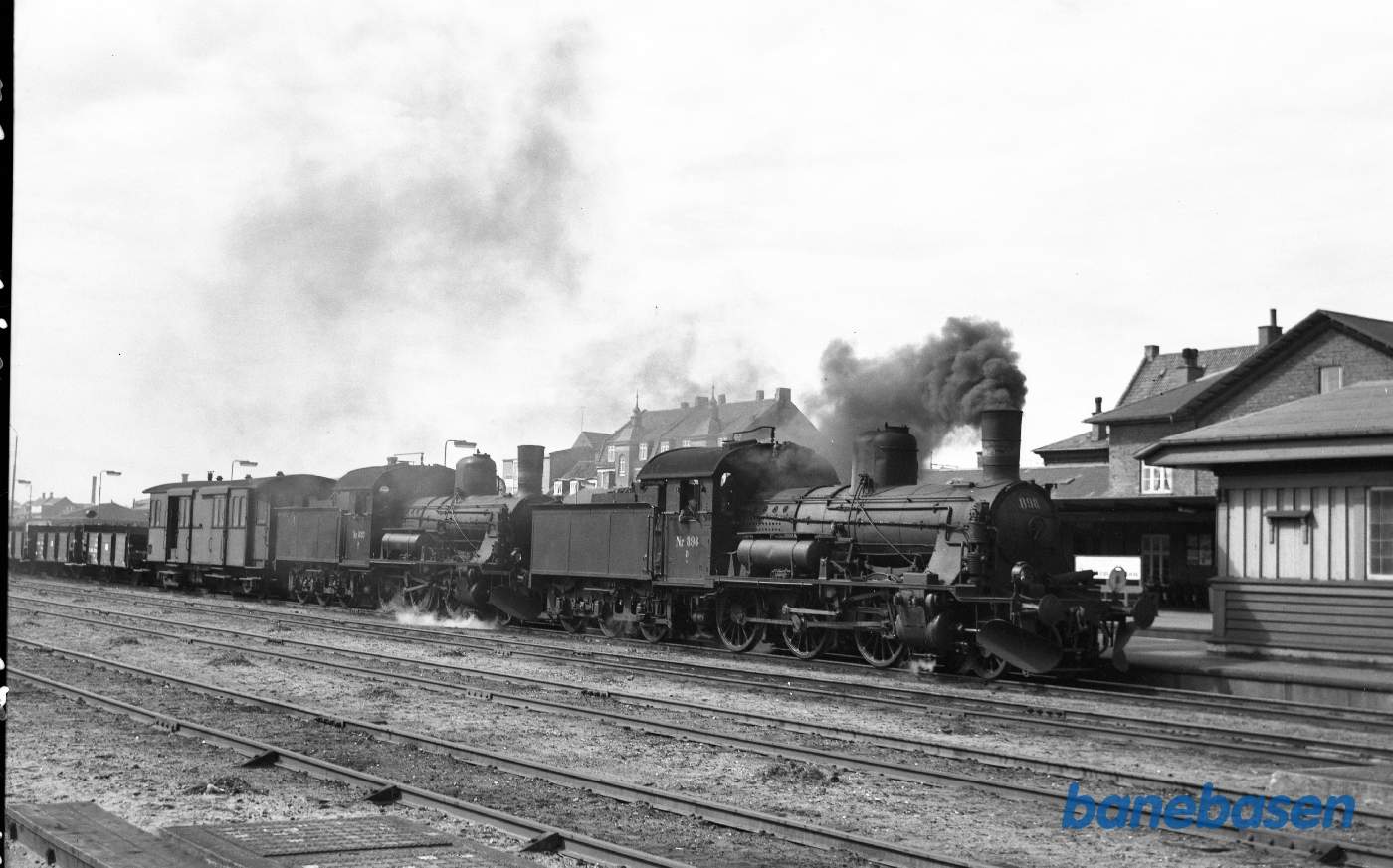 D 898 + D 893 med ballasttog