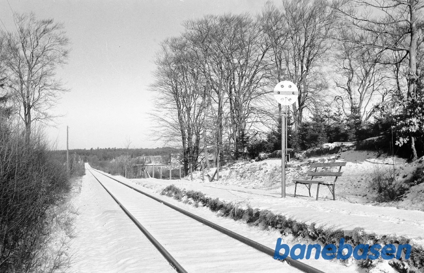 Ørnsø trinbræt, set mod Silkeborg Ørnsø trinbræt, set mod Silkeborg