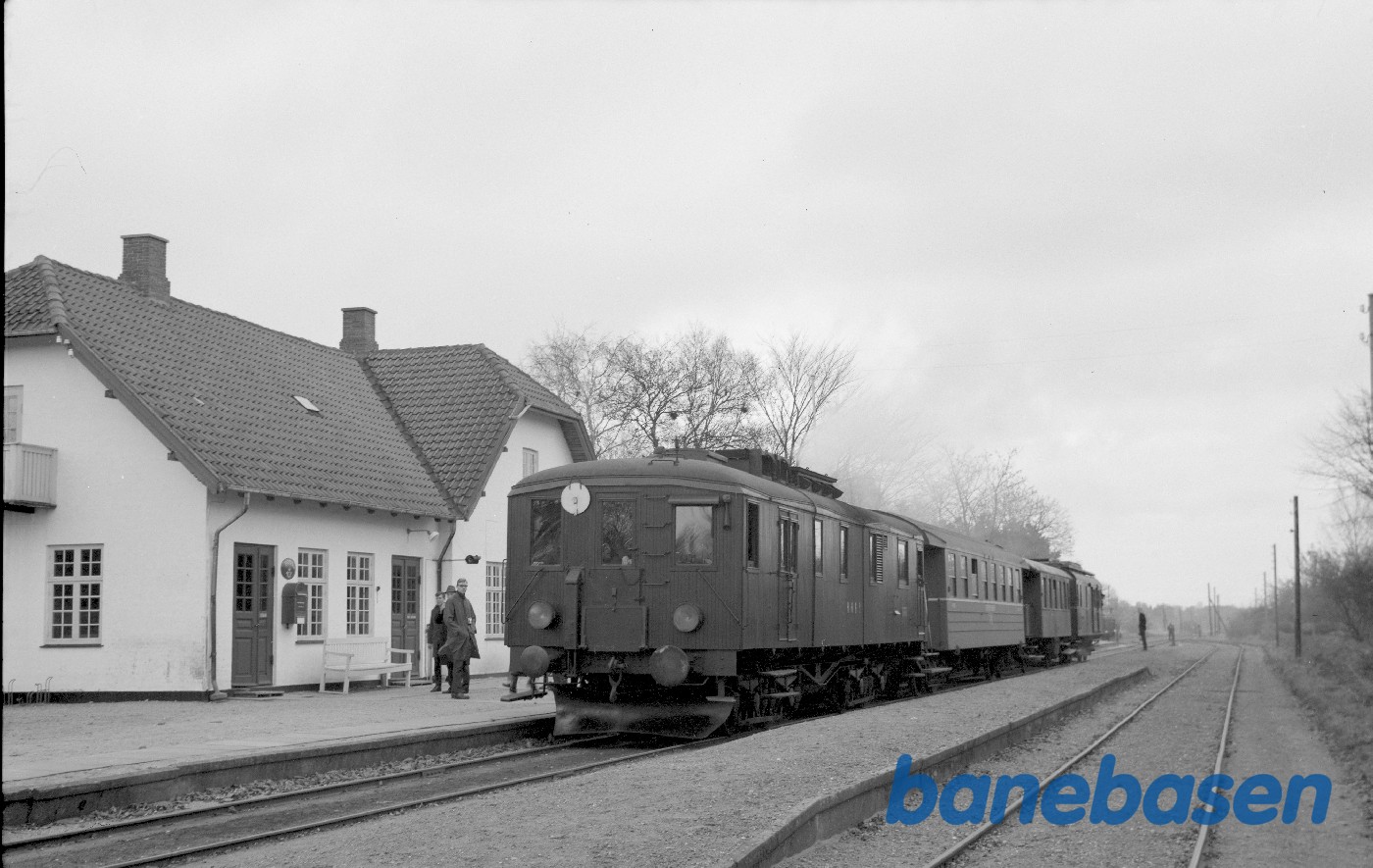 M 1 og M 2 med DJK-udflugtstog M 1 og M 2 med DJK-udflugtstog