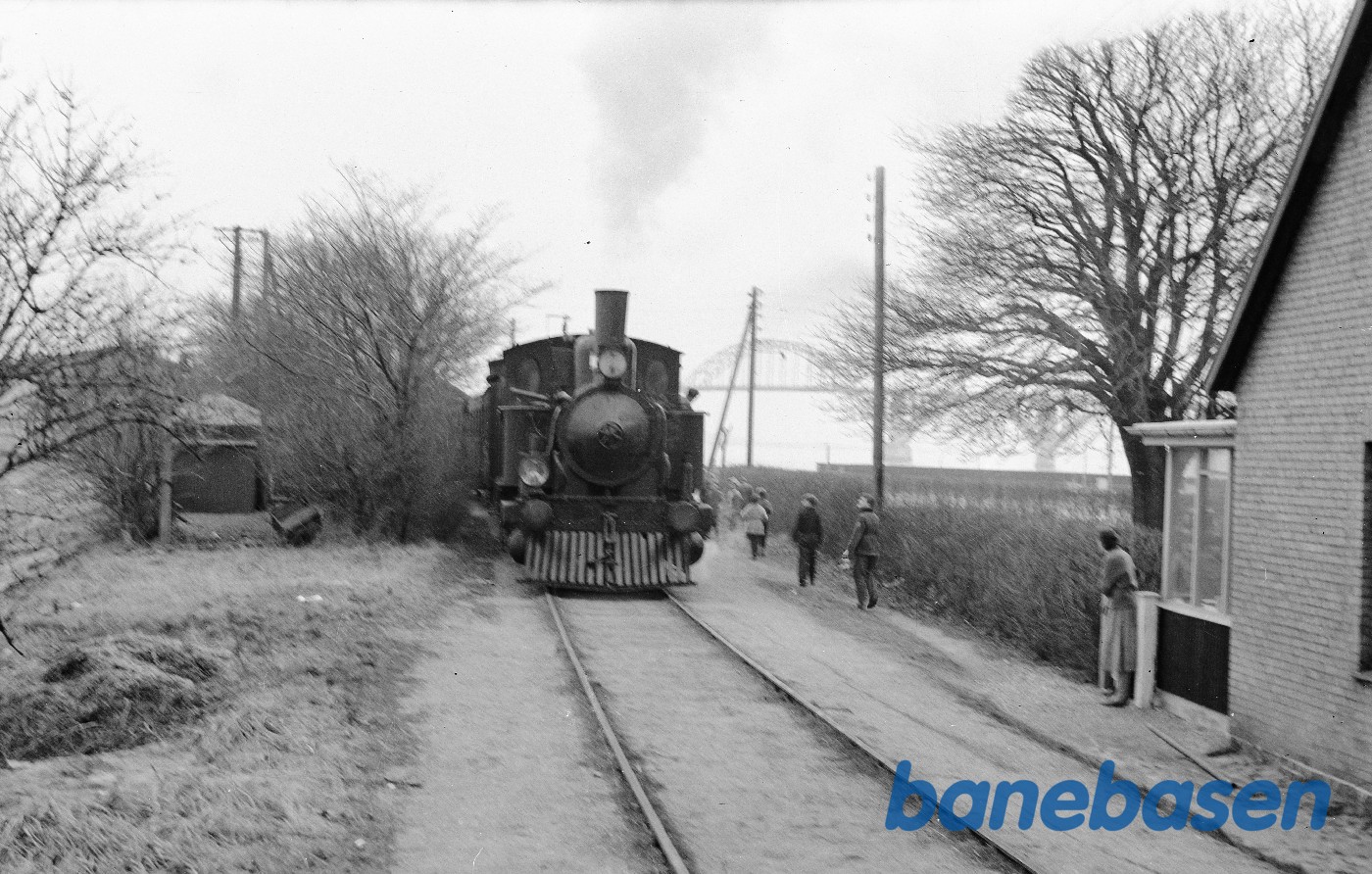 Damplokomotiv 2 med udflugtstog for DMJK Damplokomotiv 2 med udflugtstog for DMJK