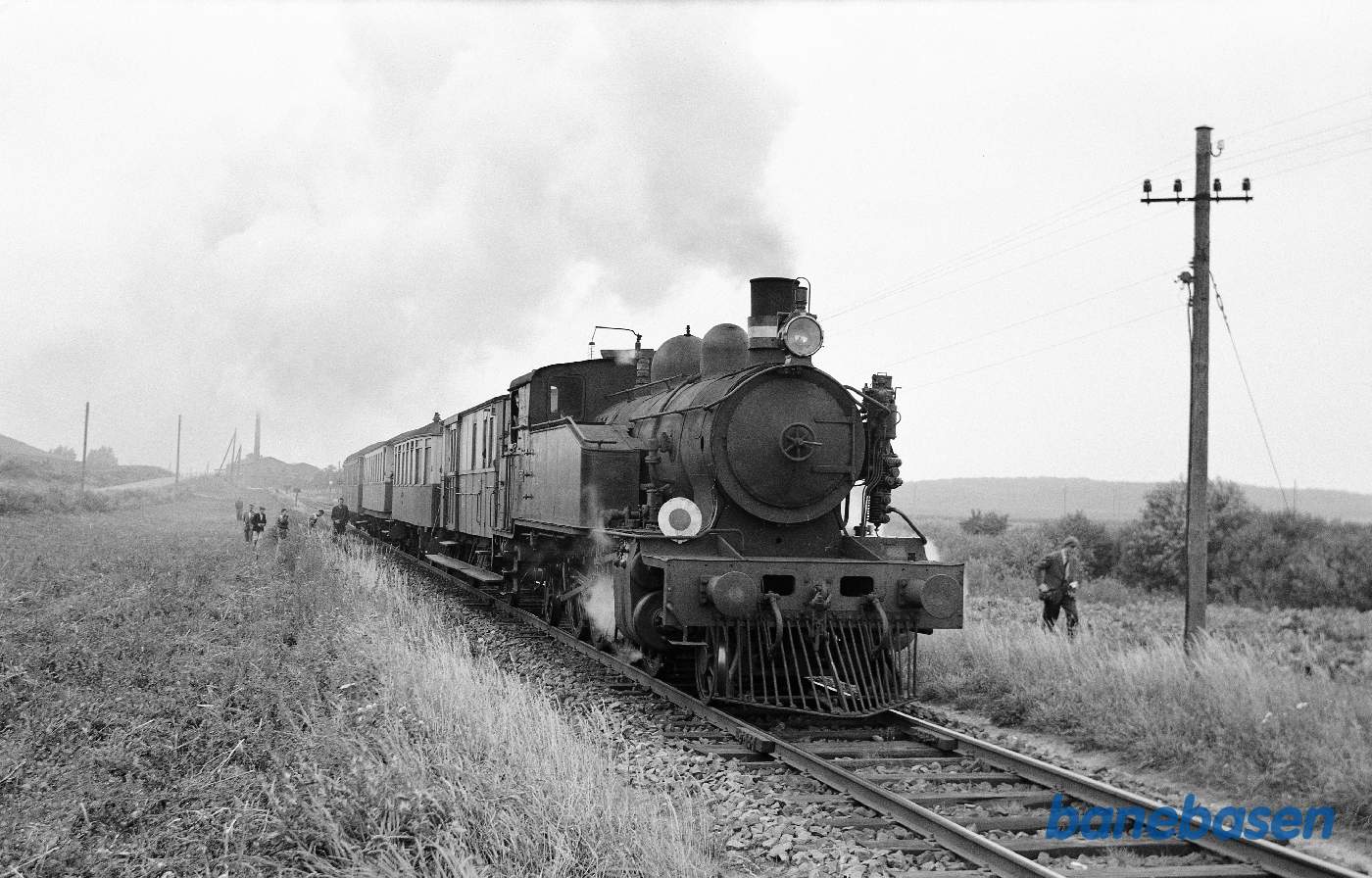 Damplokomotiv 9 med særtog for jernbane-entusiaster