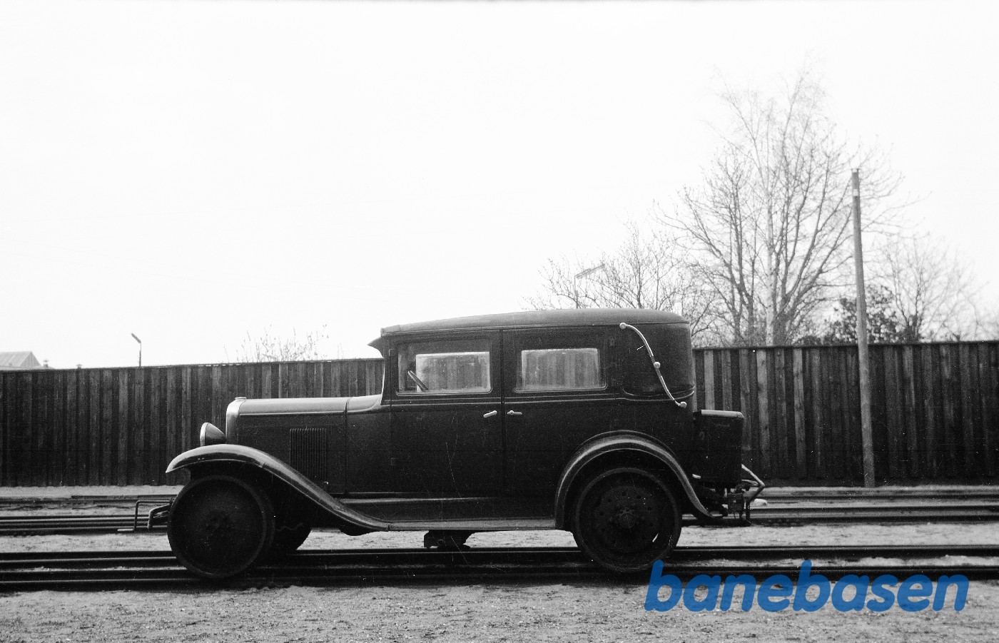 Skinnebil fra APB, Chevrolet 1929 Skinnebil fra APB, Chevrolet 1929