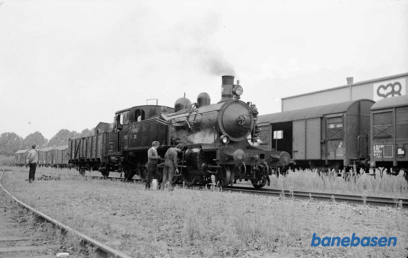 Damplokomotiv OHJ 38