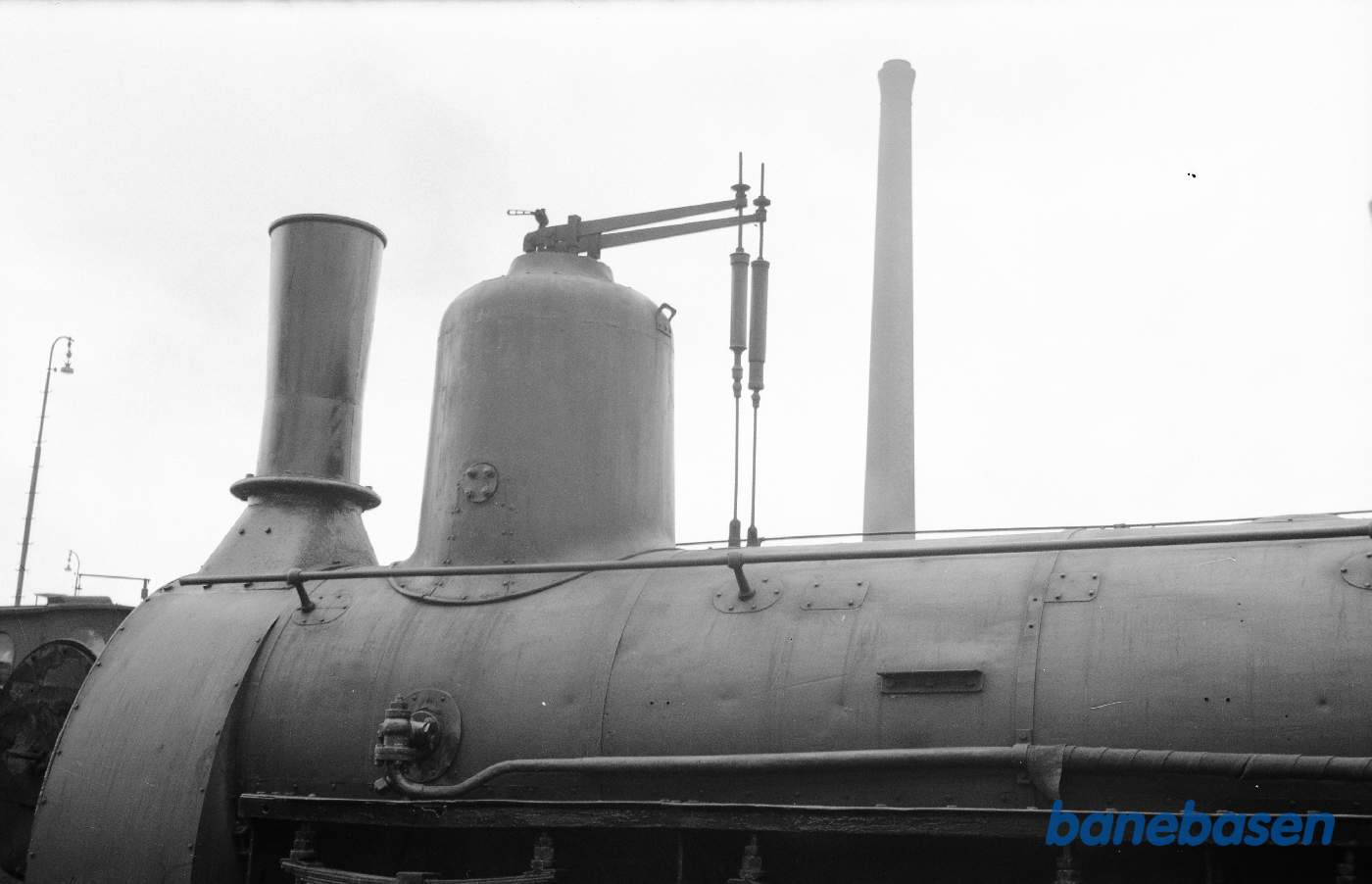 Kedel, skorsten og dom på varmemaskine 53 7510 Kedel, skorsten og dom på varmemaskine 53 7510