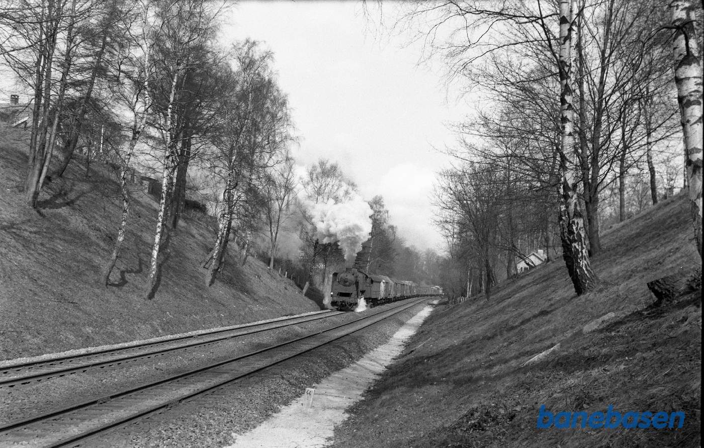 S 732 med godstog mod København, ved km 44,3