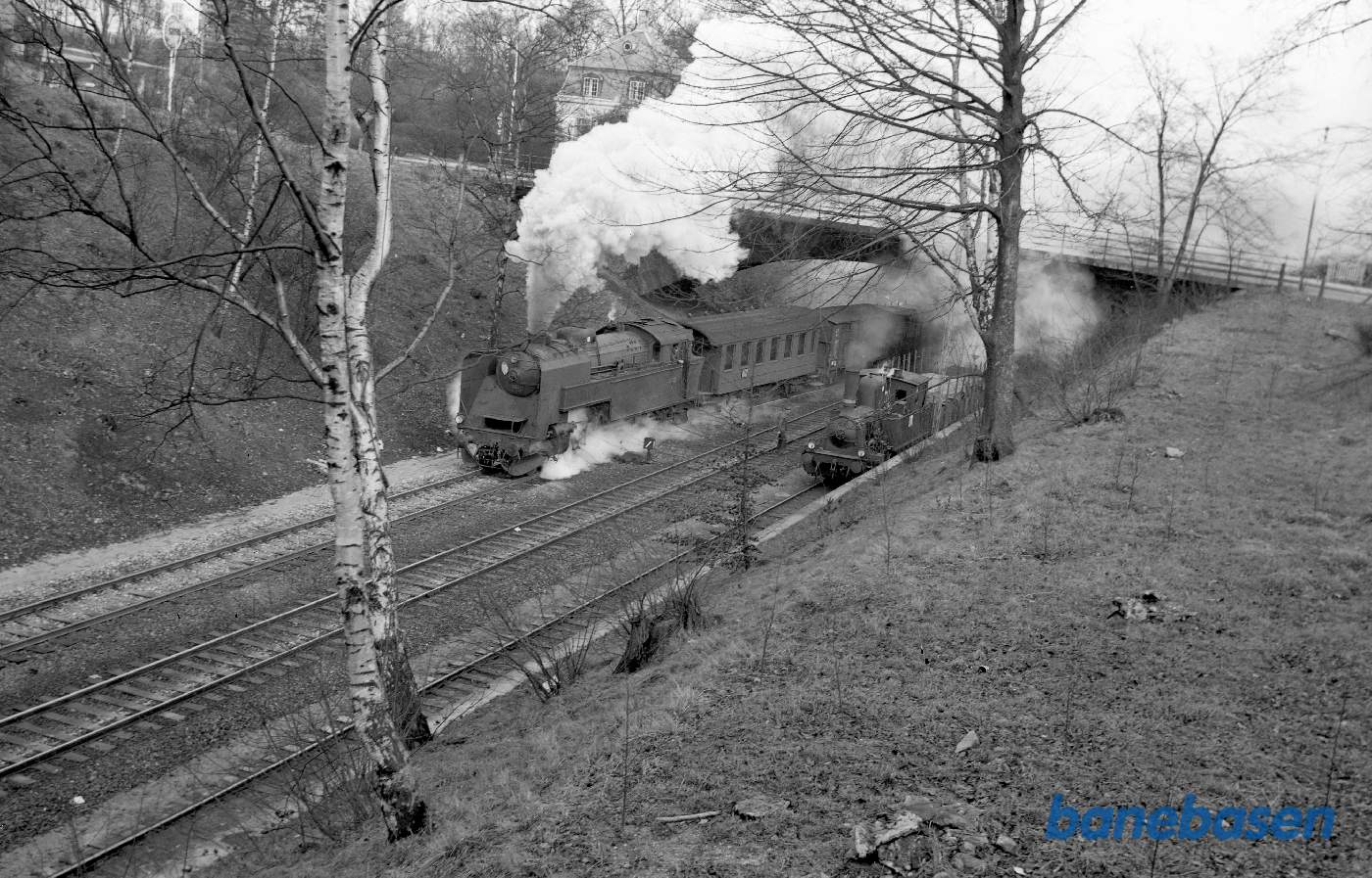 S 725 med godstog under udkørsel fra Helsingør S 725 med godstog under udkørsel fra Helsingør