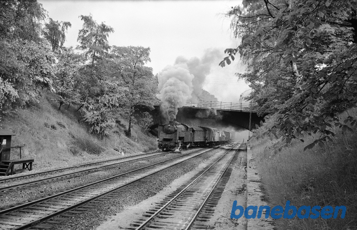 S 731 med godstog under udkørsel S 731 med godstog under udkørsel